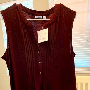Maternity top maroon